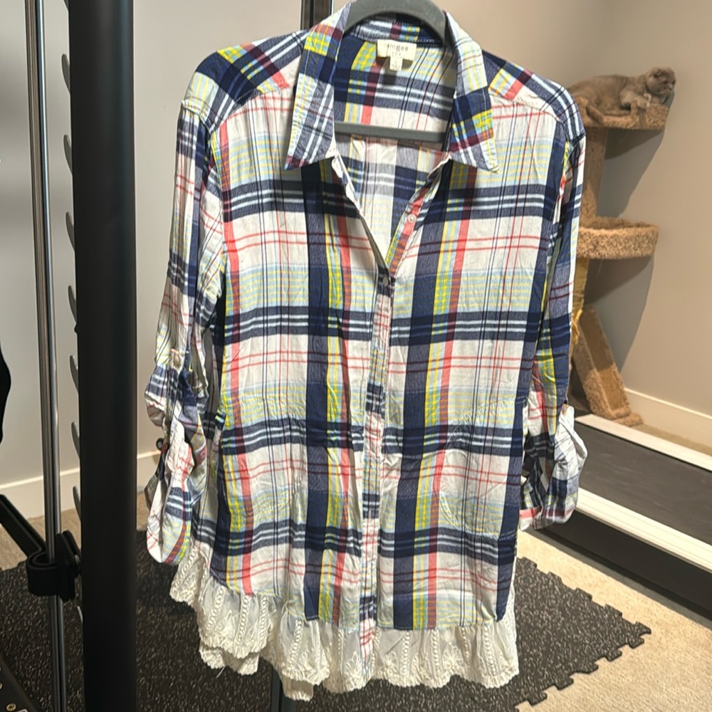 Umgee button up shirt size large with lace trim